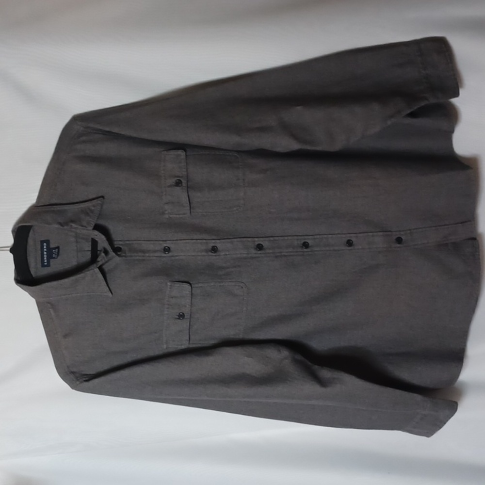 Land's End Men's Gray Bottom Down  Long Sleeve Cotton Shirt. Size XL/T